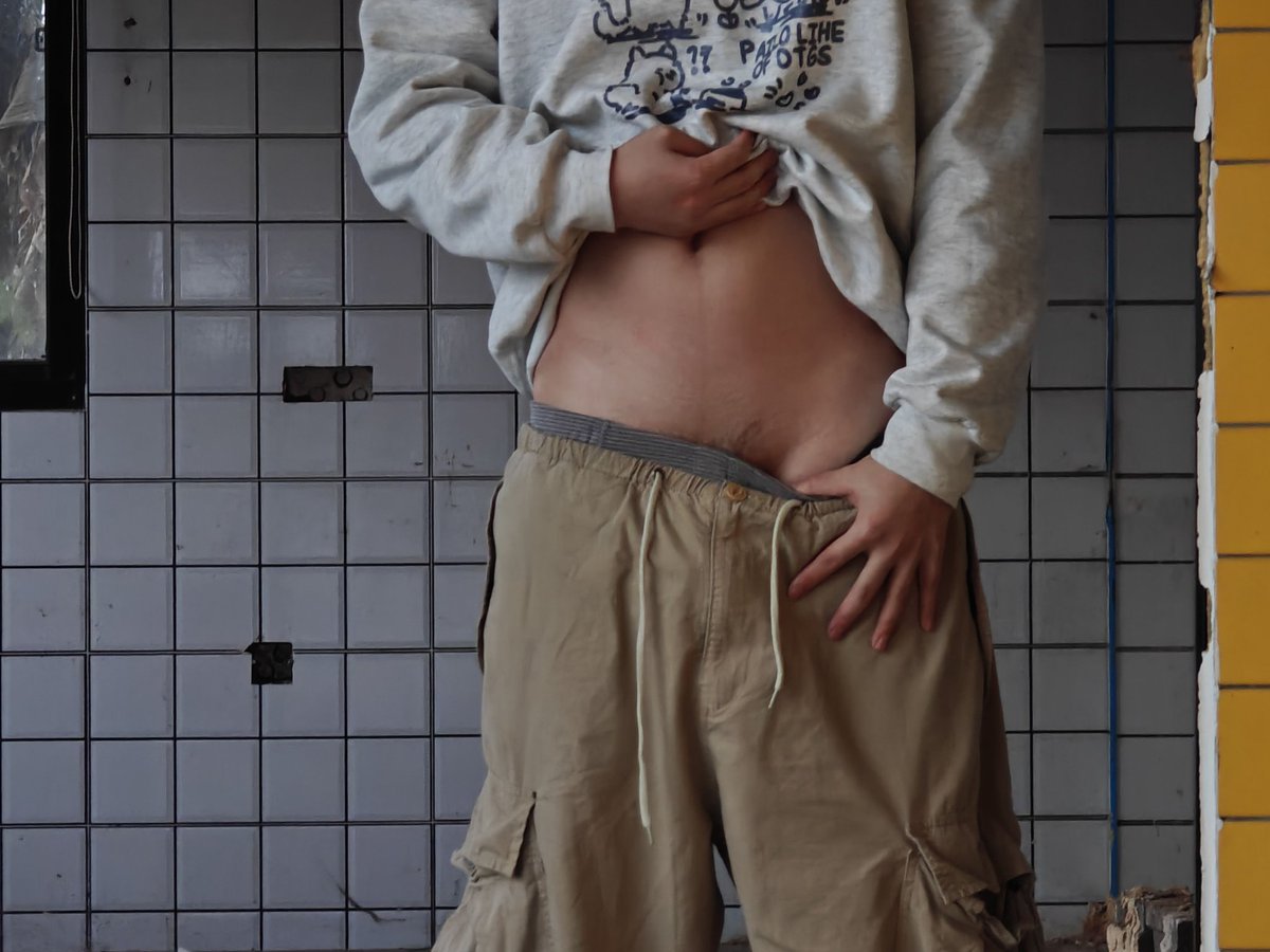 darkwater2011's tweet photo. 浅擦一下，亲友友情帮摄🥰 https://t.co/GEwb7kUS6w