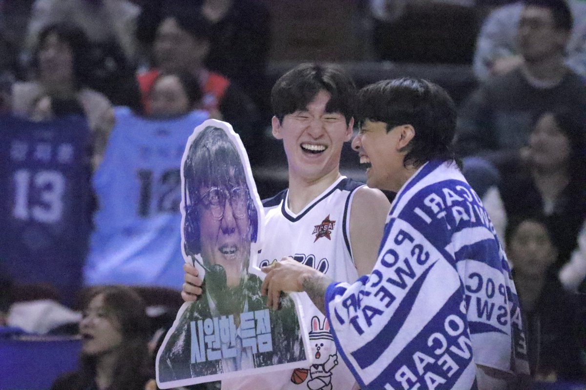 둘이왜케좋아해ㅋㅋㅋㅋㅋㅋㅋㅋㅋㅋㅋㅋㅋ

#이정현 #구탕