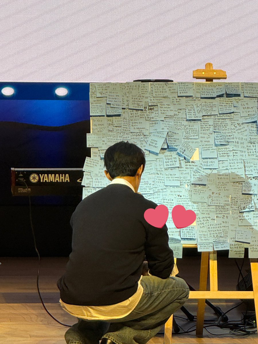 데이 tweet media