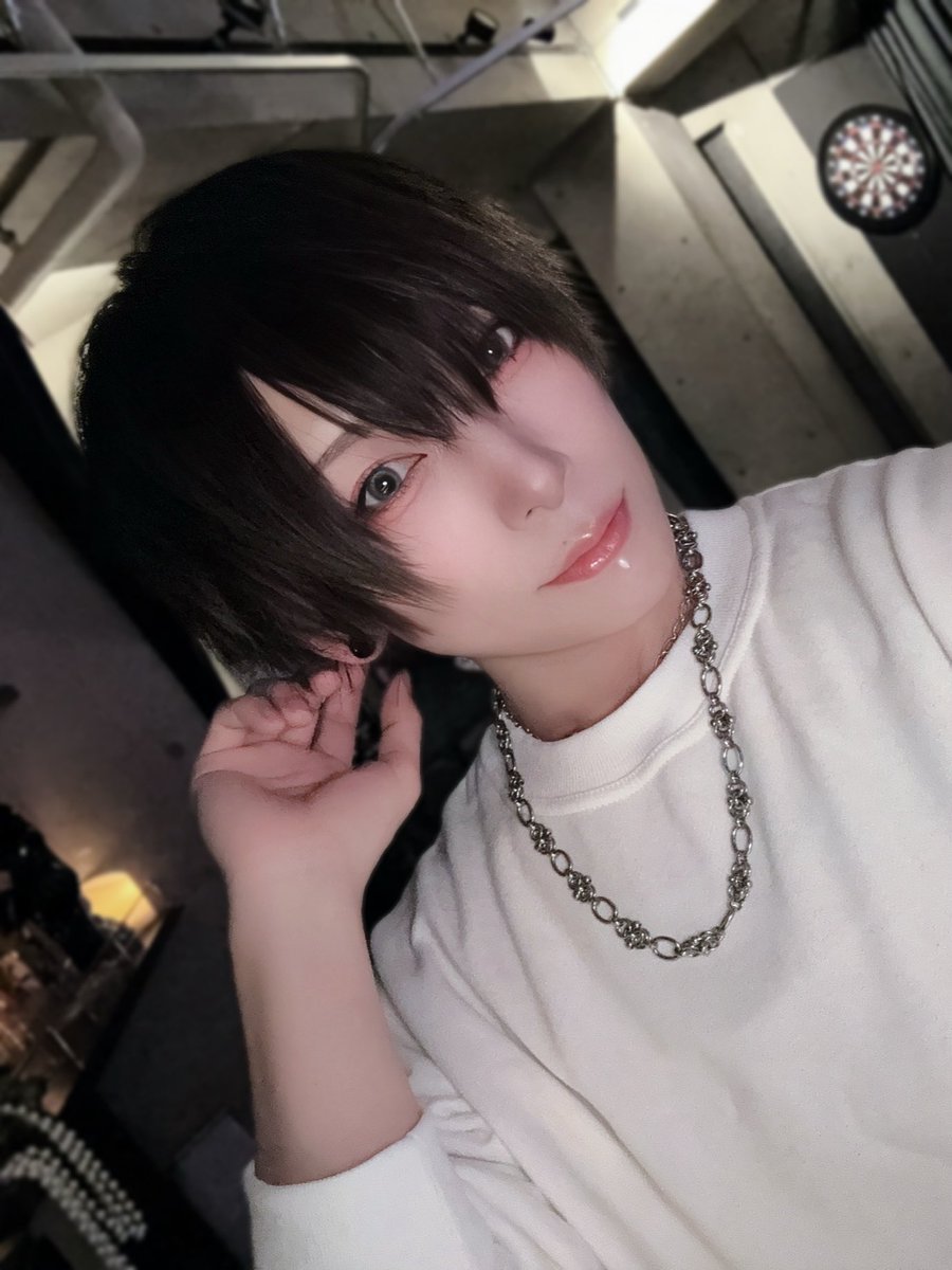 MiKAKU_muma's tweet image. 白い服を着てきました🐏

#MUMA #男装コンカフェ