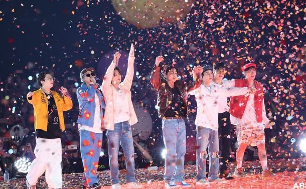 B061307's tweet image. i will be seeing you, bts ♥︎