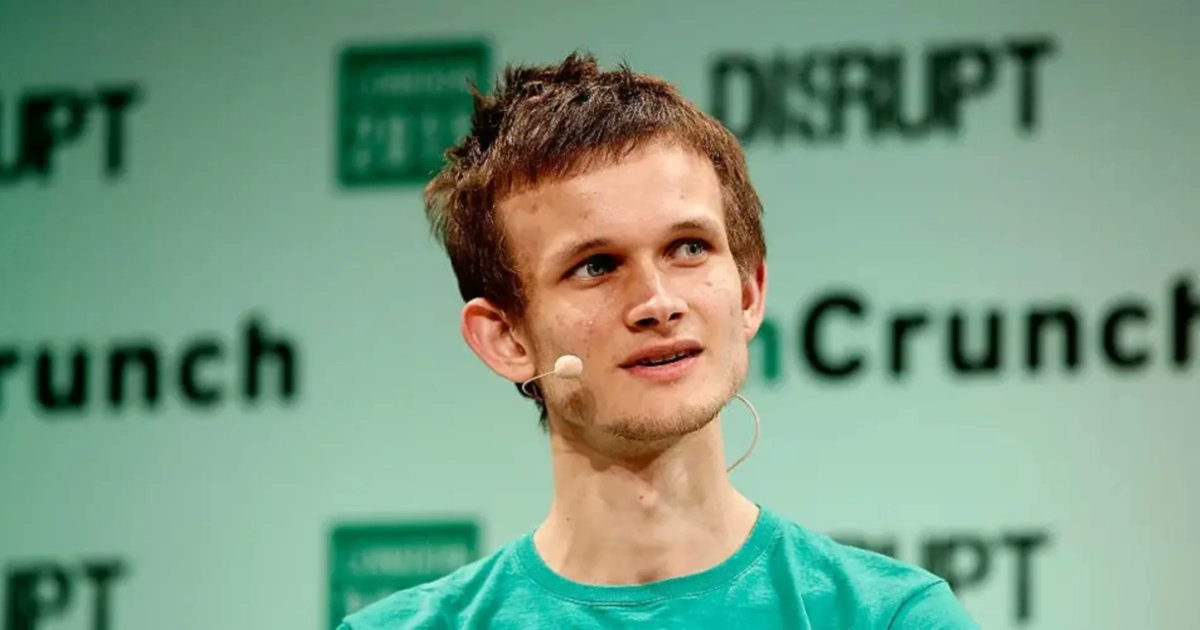 MerlijnTrader's tweet image. THIS IS ONE OF THE MOST IMPORTANT ETHEREUM STATEMENTS IN A WHILE.

Vitalik: mainstream growth has hurt decentralization. Fixing it is a 2026 priority.

Translation:
Ethereum wants to scale…
without becoming a corporatized chain.

If they pull this off, $ETH becomes the ultimate…