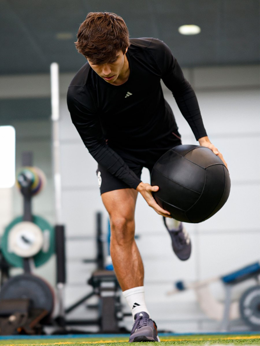 realmadrid's tweet image. 💪🔛