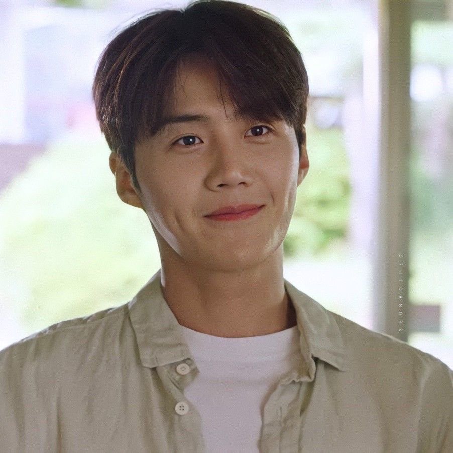 seondusik's tweet image. just kim seonho being a green flag in 4 different fonts