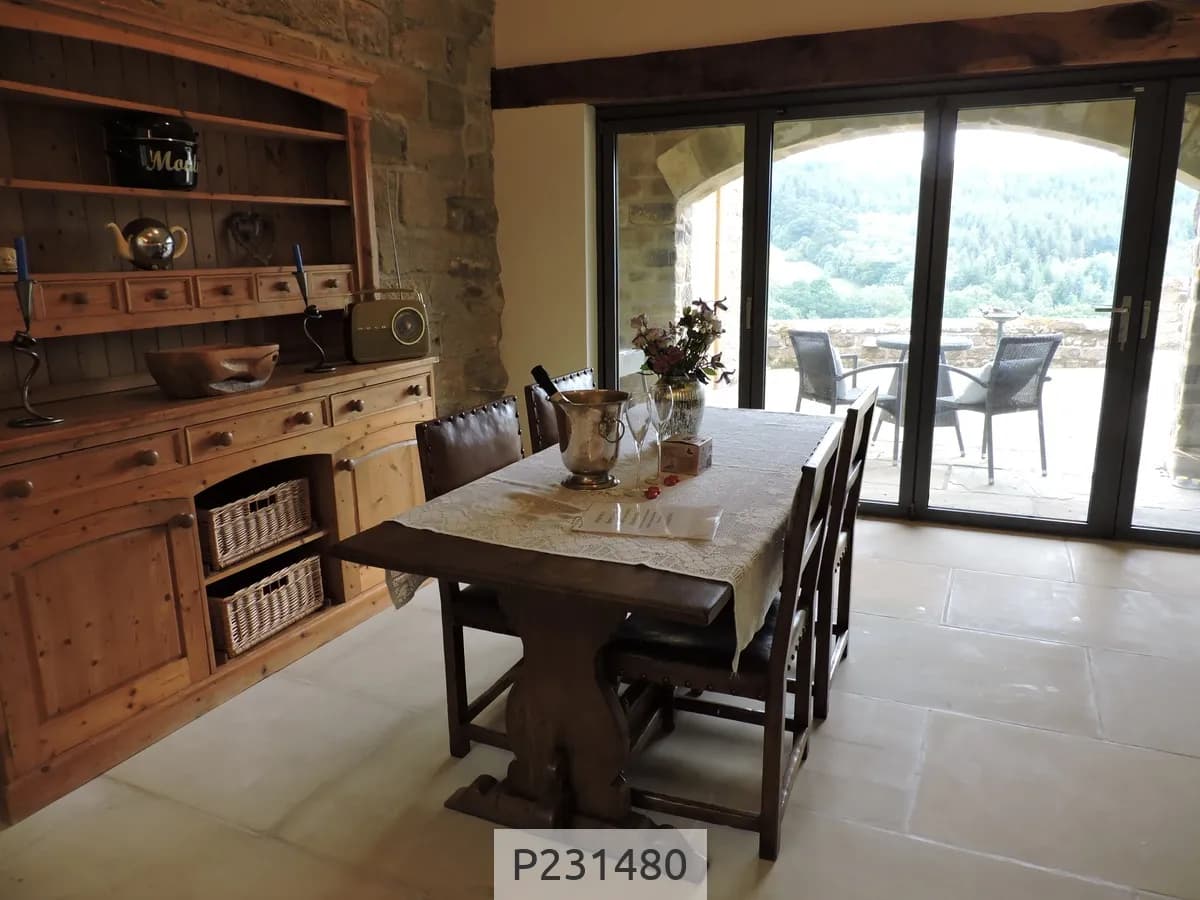 SimplyOwners tweet media