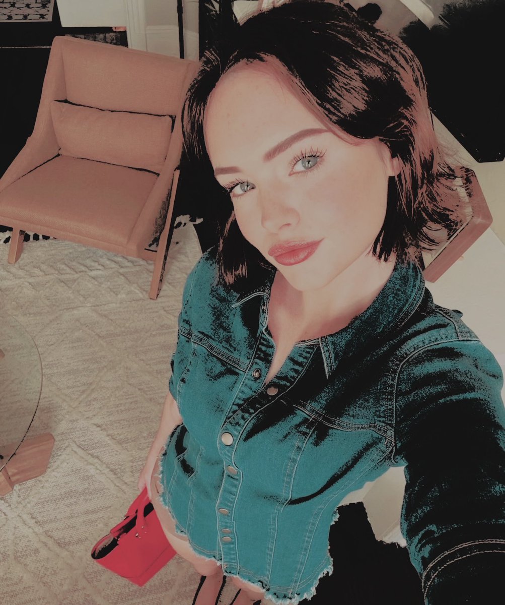 ᅠ ᅠ ᅠ ᅠ ᅠ ᅠ ᅠ ᅠ ᅠ ᅠ ᅠ 𝒍𝐢𝐤𝐞 𝒕𝐡𝐞 𝒓𝐢𝐯͟𝐞𝐫 tweet media