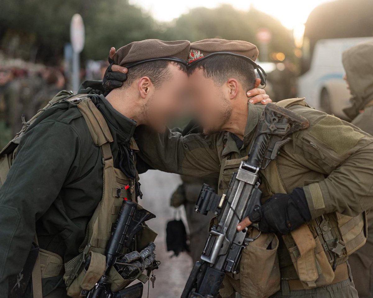 EliAfriatISR's tweet image. Brothers in arms.