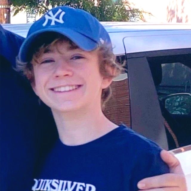 shitposter tweet media