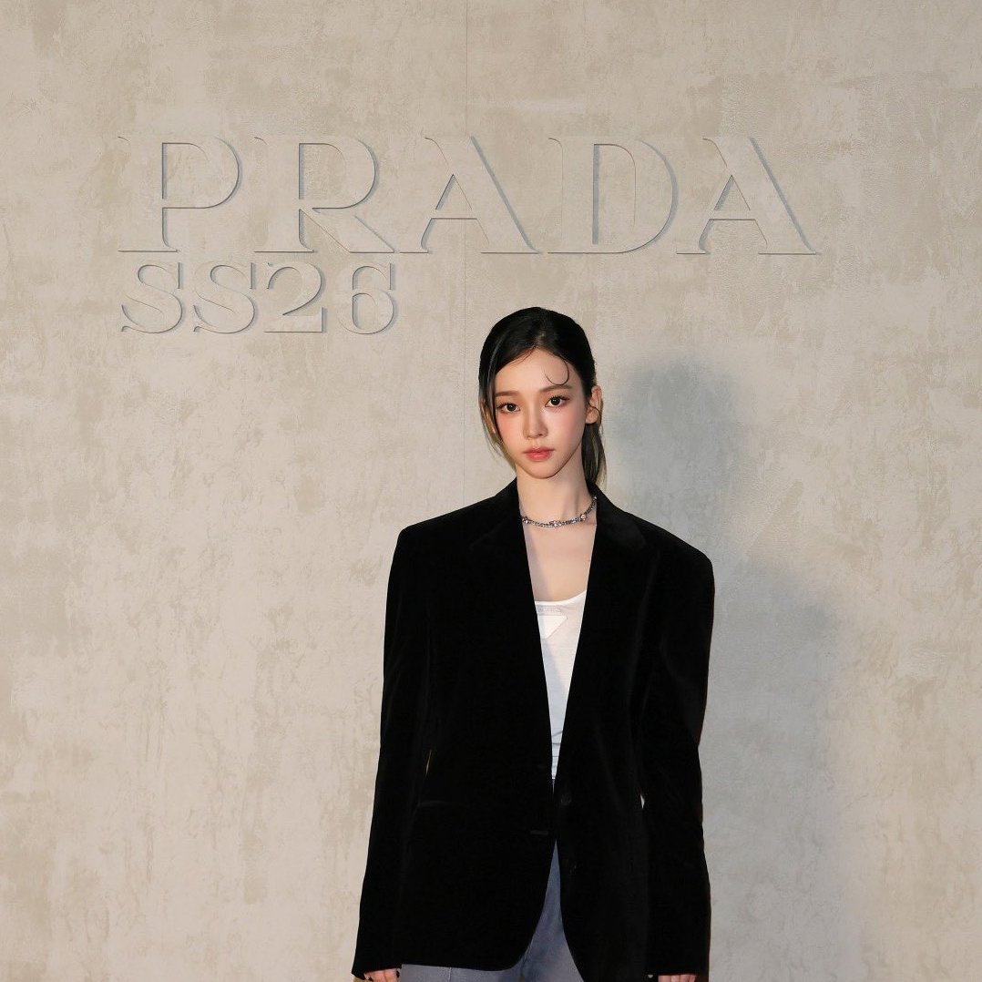 Karina's 5th appearance at Prada Milan Fashion Week soon! I'm excited to see what she is going to wear! Let's cheer for her!

KARINA AT PRADA FW26

#KarinaxPradaFW26