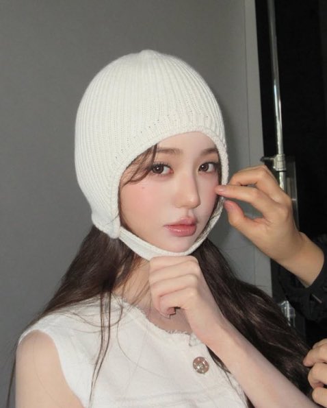 𝓚alaluna (@ofselenelise) on Twitter photo 