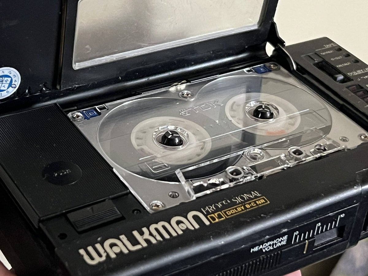 家にある、現在まともに動くカセットウォークマンがWM-D6Cしかない事に