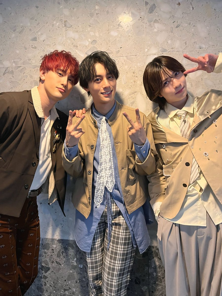 yuta_tachibana_'s tweet image. 僕たちのふゆやすみ！！

台湾での公演が終了しました！

ほんっとに楽しい時間でした！
現地の方も！日本からの方も！遠くから応援してくれている方も！
ありがとうございました！

また各々活躍して戻ってきます！
また会いましょう！