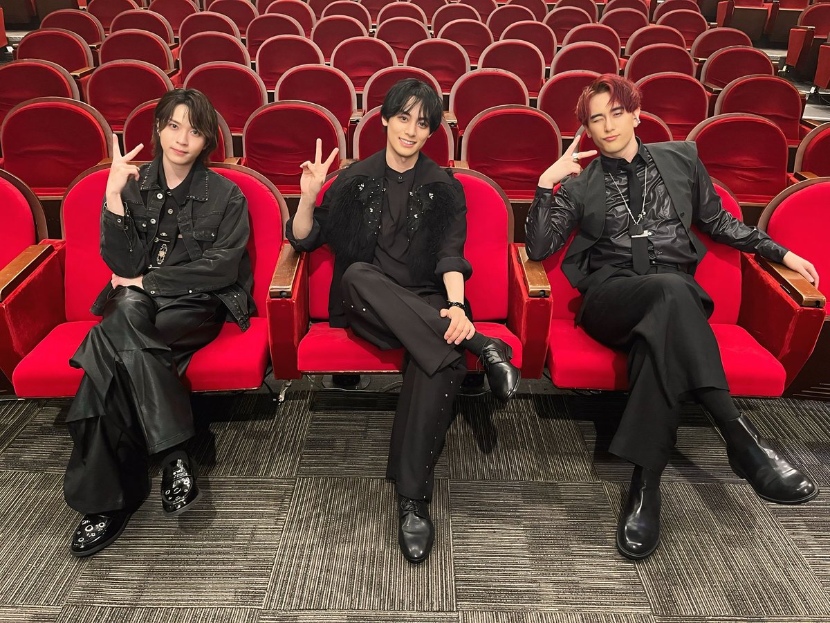 yuta_tachibana_'s tweet image. 僕たちのふゆやすみ！！

台湾での公演が終了しました！

ほんっとに楽しい時間でした！
現地の方も！日本からの方も！遠くから応援してくれている方も！
ありがとうございました！

また各々活躍して戻ってきます！
また会いましょう！