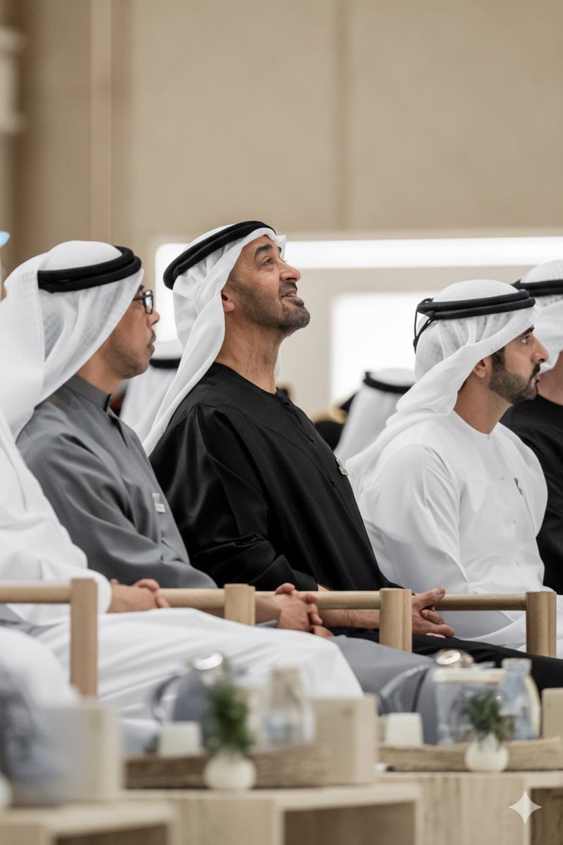 x_uae71's tweet image. الله يطول في عمرك 🤍