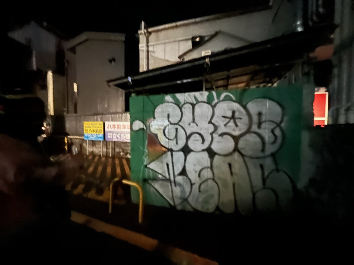 ケータイ壊れてるんですが、写真だけはいい感じです。
本日もお疲れでした🎷