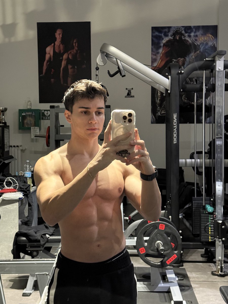 thomasmeeee's tweet image. late workout