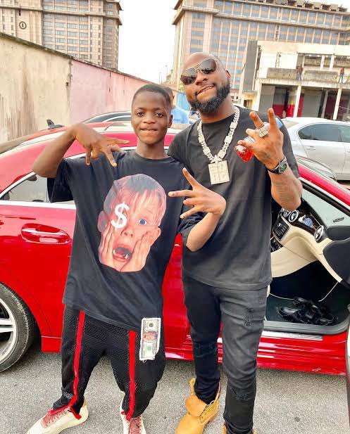 boutmoney112's tweet image. Destiny boy lost his life at the age of 19 few days after linking up with davido rumors has it that davido forced him into money rituals and other fetish stuff that lead him to his early grave