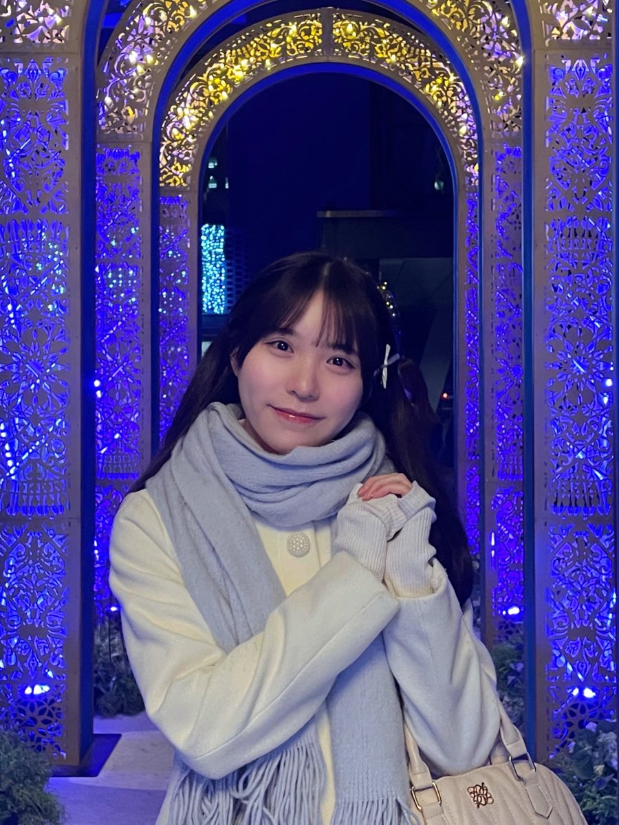 みんな今日もお疲れさまにゃ〜✨
控えめ素ぶりっ子ポーズ♡