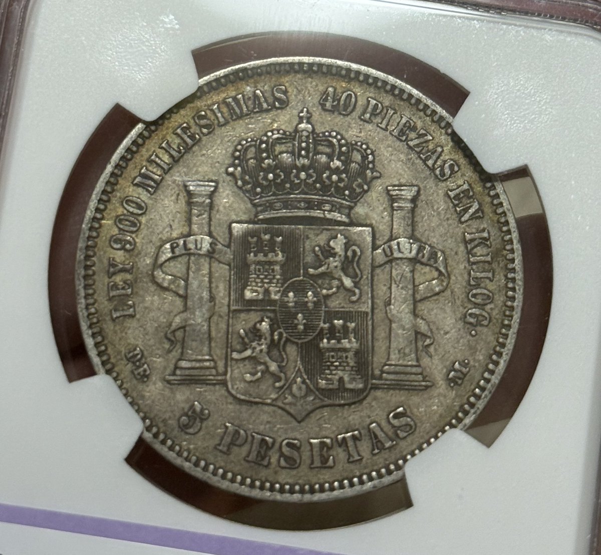 TLCさんに寄った時に購入した海外コイン、パッと気に入り値段もそこまで高くなかったので即買ってしまいました！  持っているレアルのデザイン、まぁスペインのだから似ているのだと思いますが、ステキな感じです😊！