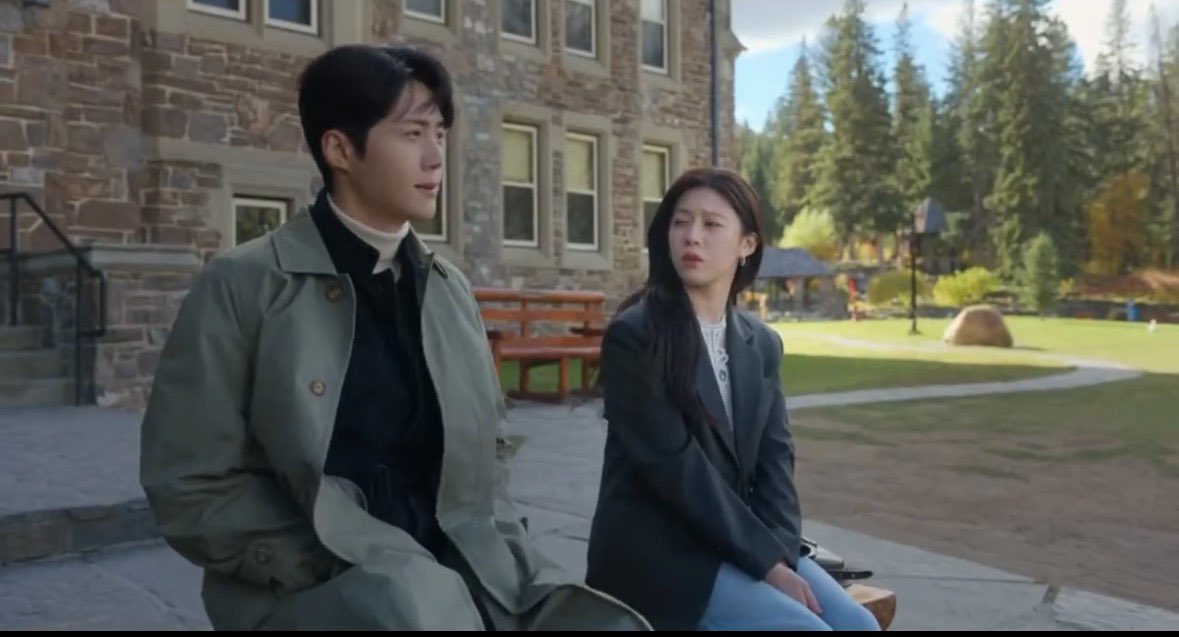 mint_tiger0508's tweet image. 이사통 ep4 주호진이 차무희를 애타게 찾아 달려와 만난 그곳 🏃  👩‍❤️‍👩 
Cascades of Time Garden @ Banff

#김선호 #이사랑통역되나요 #KimSeonHo  #CanThisLoveBeTranslated