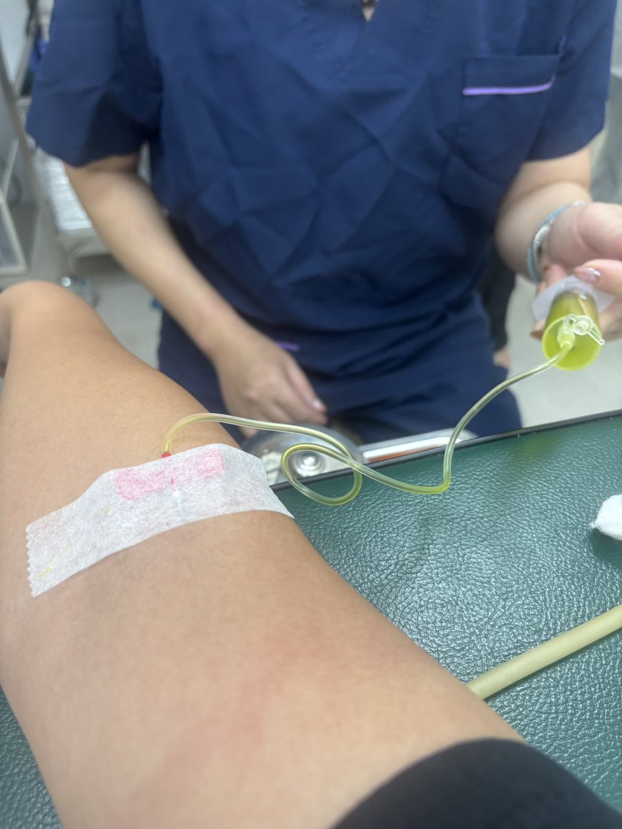 🎉一日一廢文🎉

燒一整天 關節疼痛 肌肉酸痛 

喉嚨痛

真的去給人打針針☹️

#高雄夫妻 #單男需付費 #原味商品