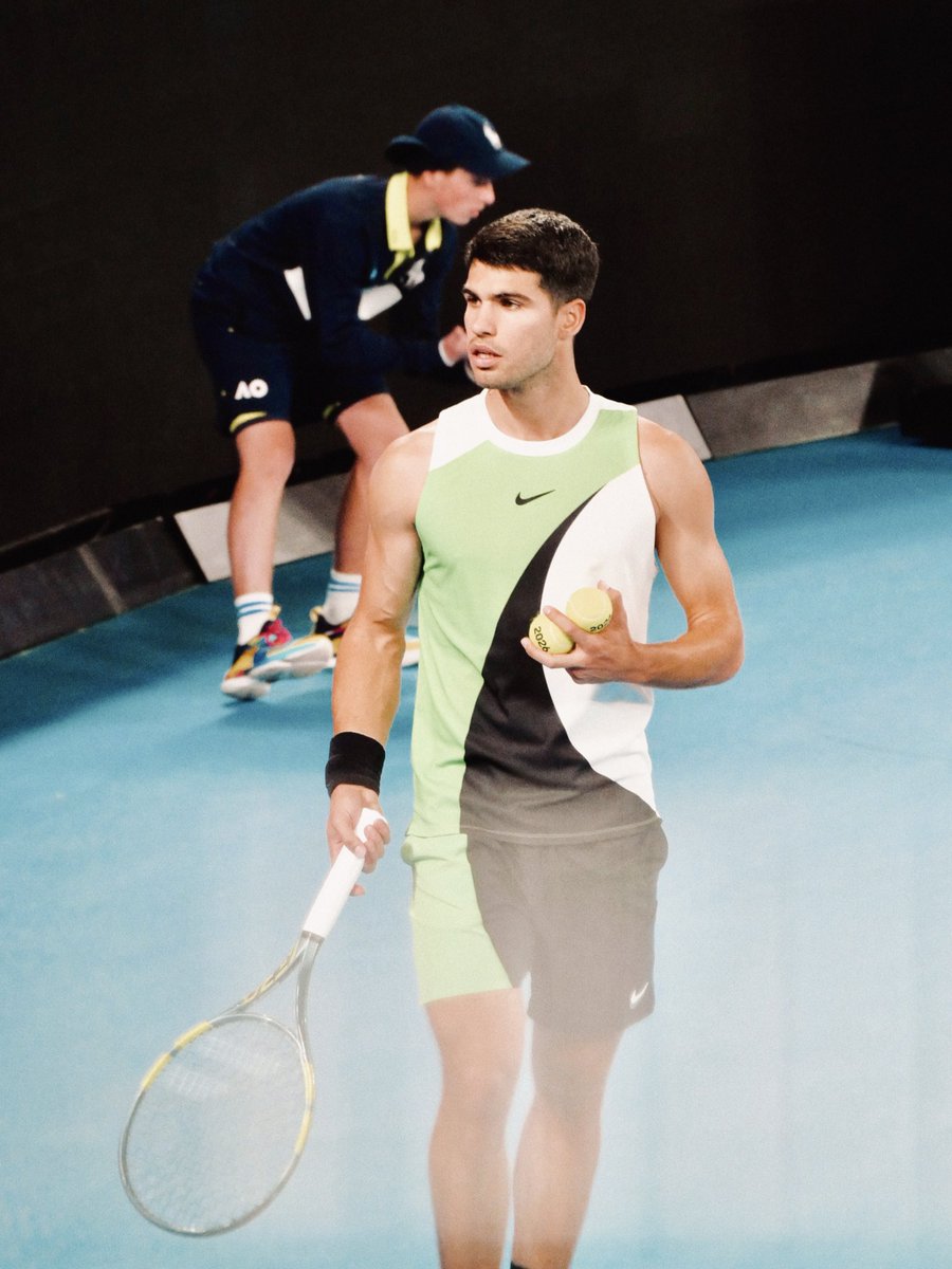Carlos Alcaraz opening his Australian Open 🐸 

📍 Melbourne