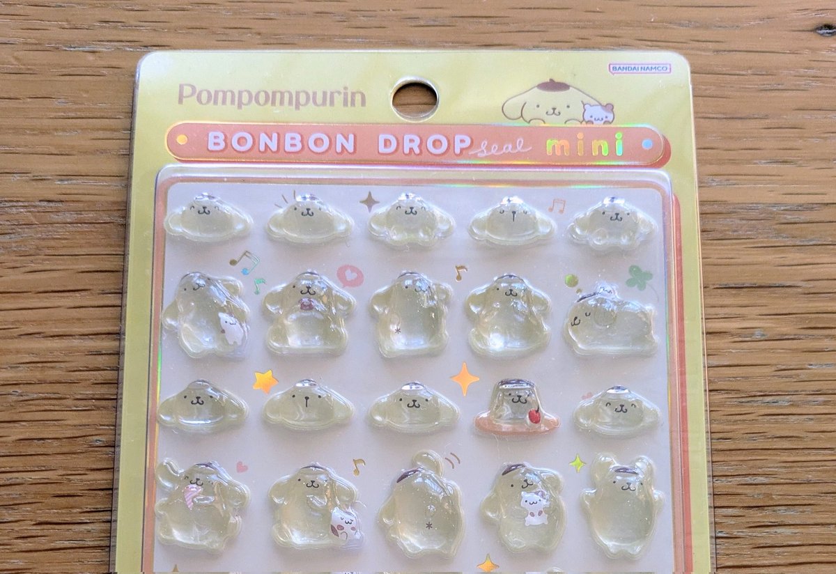 ポムポムのボンボン ようやく入手できた☺️かわいい💛