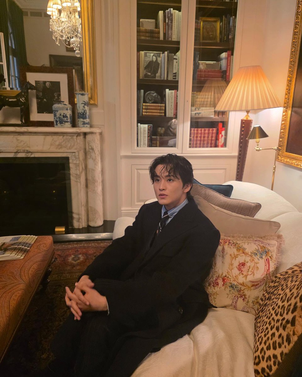 _markzlee's tweet image. 