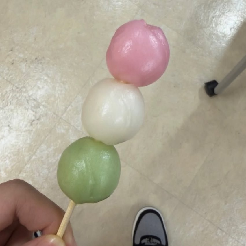 jeuniverse__'s tweet image. JAEMIN DANGO                               NOMIN DANGO