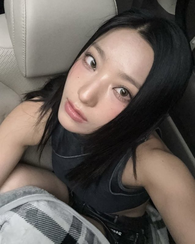 romface0107's tweet image. #이새롬 #leesaerom #이새롬얼굴