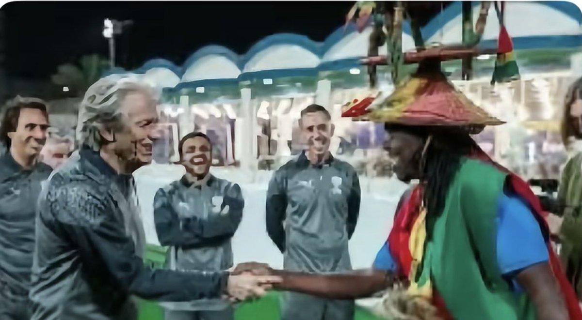 سيد جيسوس دامك خربتها معاهم علمنا هذا وش سالفته
😂😂😂😂