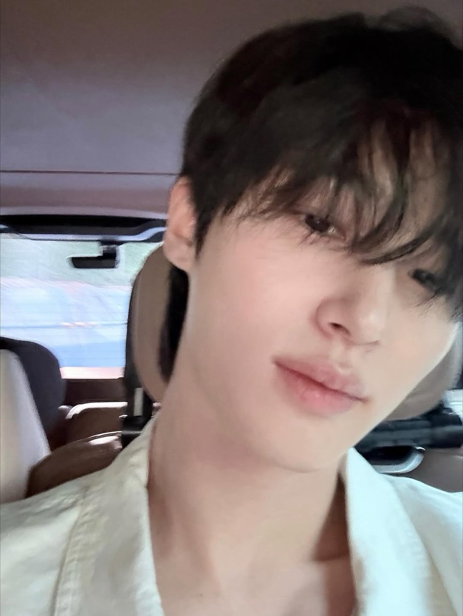 변190군의 사복+일상 사진을 좋아한답니다
남친짤st  솔직히 ㅈㄴ 감다살