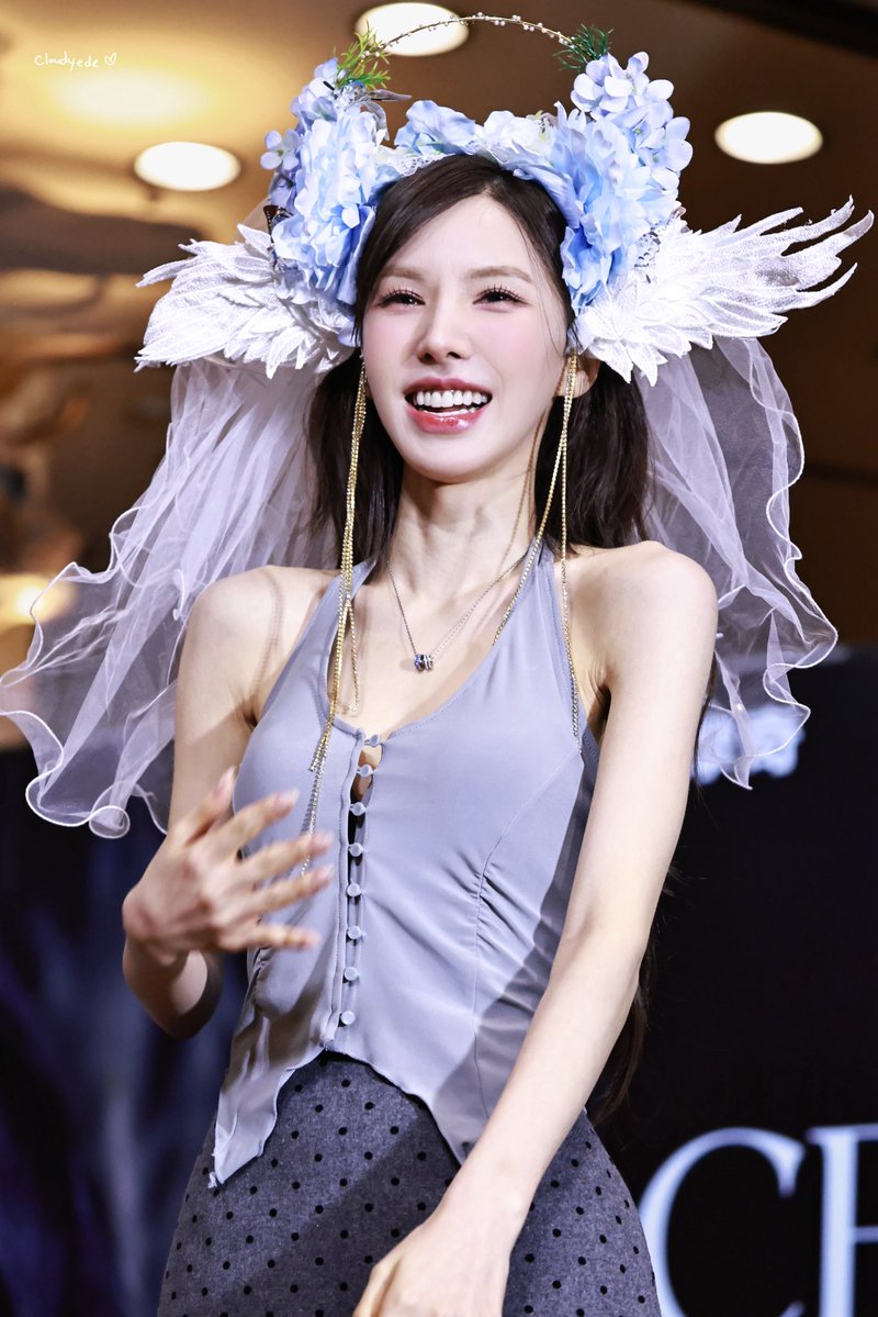 cloudyede's tweet image. 260109 泡泡摩奇 popmerch
🩵💍

#WENDY #RedVelvet #웬디 #레드벨벳