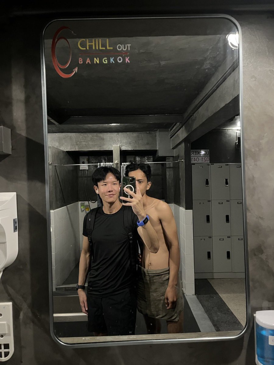 ไม่ใช่ เจ้าถิ่น เช็คอิน ได้บ่ค้าบ😚🔥
📌<a href="/chilloutbangkok/">CHILL OUT BANGKOK</a> 
 <a href="/noahkung555/">เบียร์เองค้าบ</a> 
 <a href="/GoifK56/">GOIF K56</a>