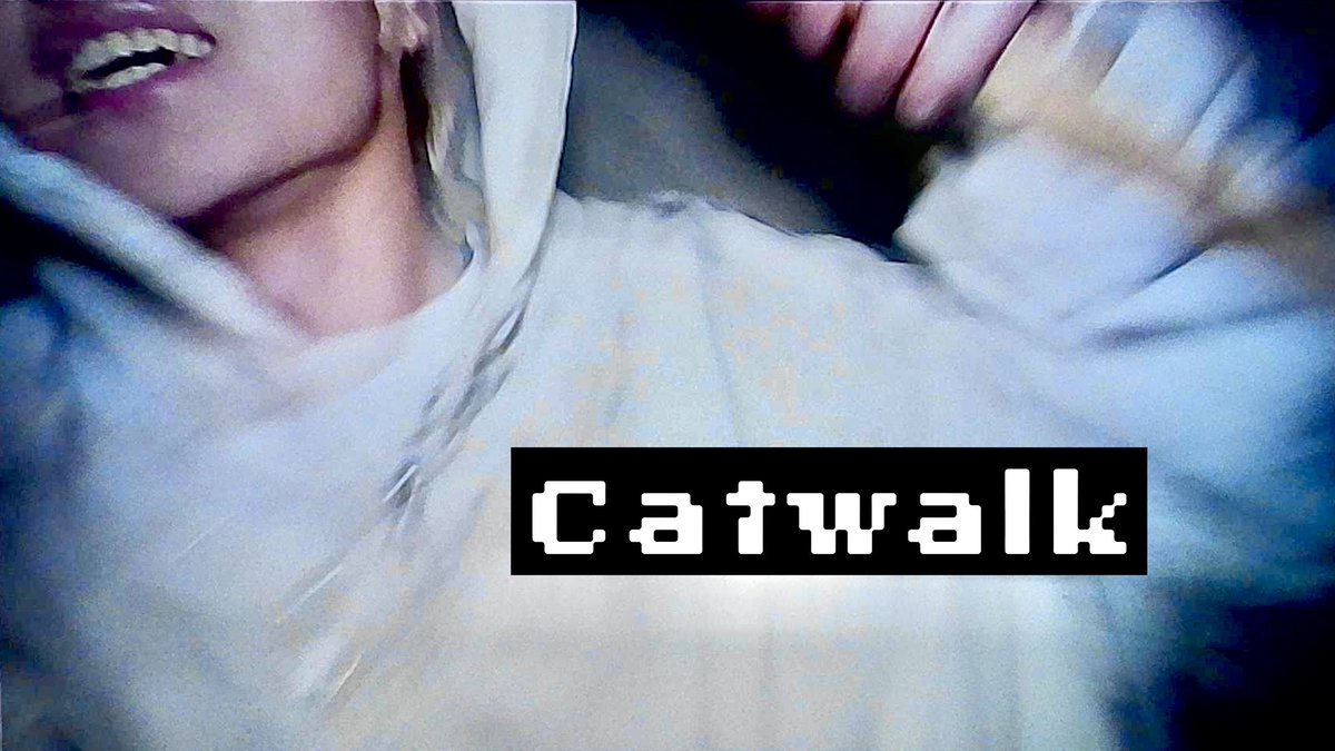 catwalk(Music Video)
youtu.be/tx6vzT2u3WU

ソロアルバム"GAME"からcatwalkのMVを公開致しました

誰かに追いかけられたり高い所から落ちる夢をよく見ていた 焦燥感で言うことを聞かない手足 最後に墜落する瞬間、おれの胸中を満たしたのは安堵だった やっと終われる……

⚠️軽度のホラー描写