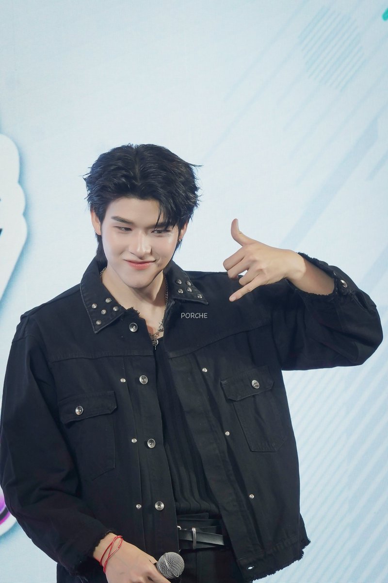 🎶 คืนนี้โทรหาได้มั่ย คงจะหลับฝันดี 🎵 🤙🏻

SKY DRIVE ON ISUZU

#ISUZUxSKY
#skywongravee    <a href="/skywongraveee/">Wongravee Nateetorn</a>