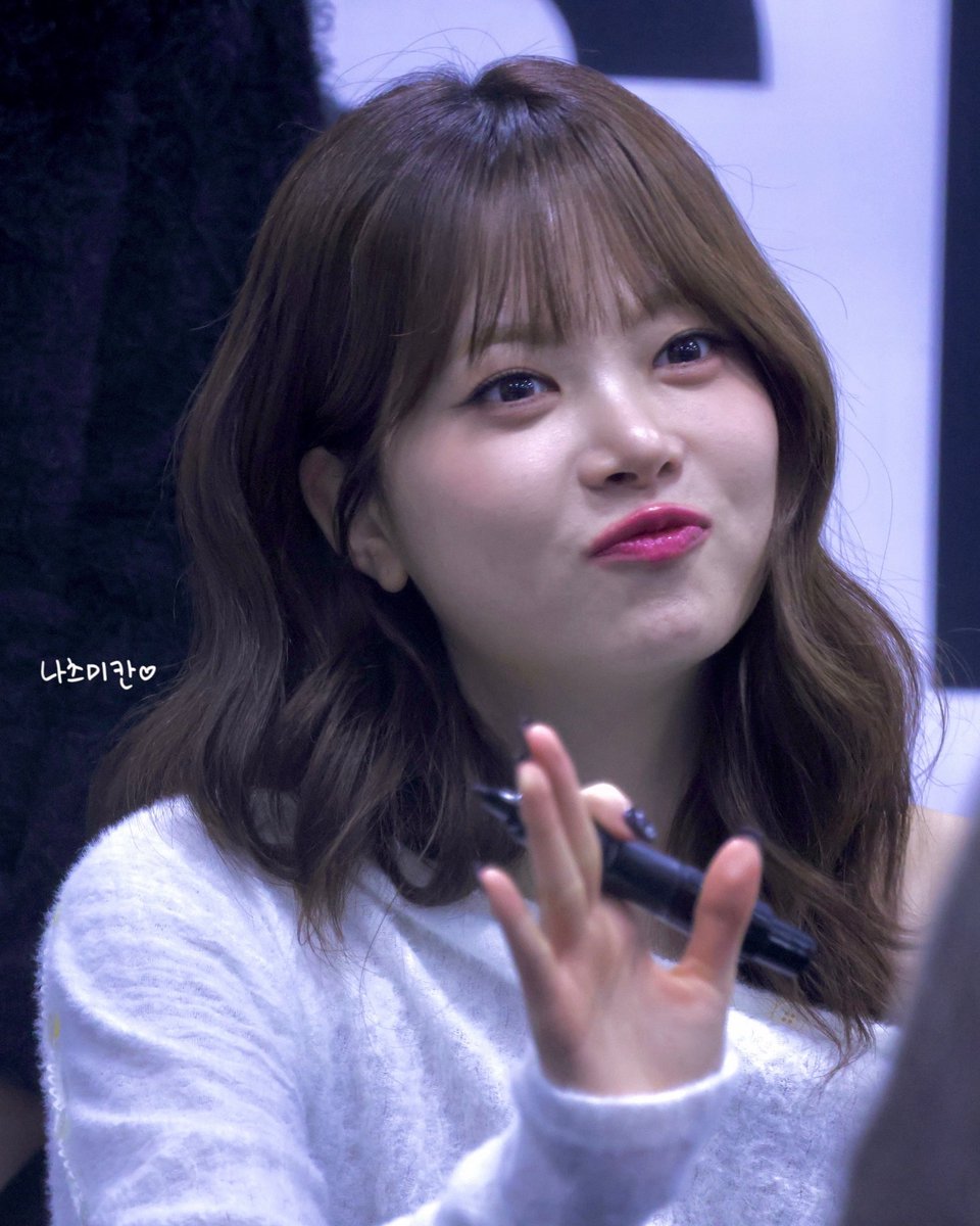 260118 全サ

可愛い♡

#EUNCHAE #홍은채 #ウンチェ
#LESSERAFIM #르세라핌 #ルセラフィム