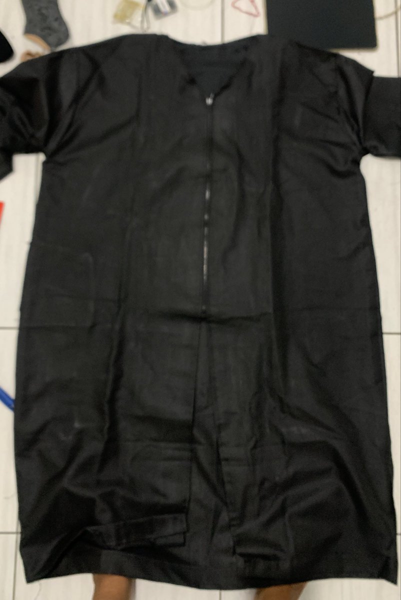 wts preloved jubah hitam wisuda undip (jubah only). Ukuran 3L lebar 70 cm panjang 110 cm. 

Harga 65k. Area undip dianter sampai depan rumah/kos. Minat komen aja yaa (DM lagi error).