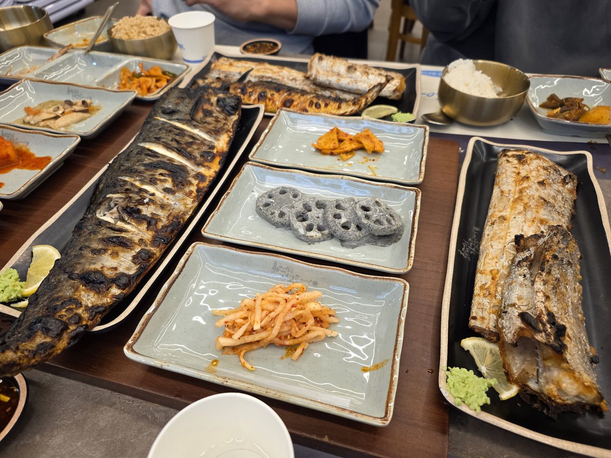 1/18 양정비공인

사용덱: 최대기대주
1R 후 드래곤테일 oo
2R 후 야미 xoo
3R 후 쥬락염왕 oo
4R 선 맬리스 oo 

T8 후 네크로즈사검 oxo
T4  후 낙인마기스토스 드래곤테일 xoo
결승뿜

어서오라 신지원!!!