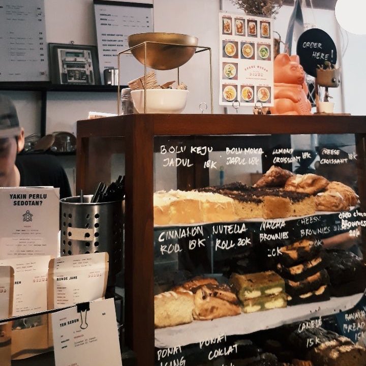 celrq's tweet image. a day in bandung with me ceritanya