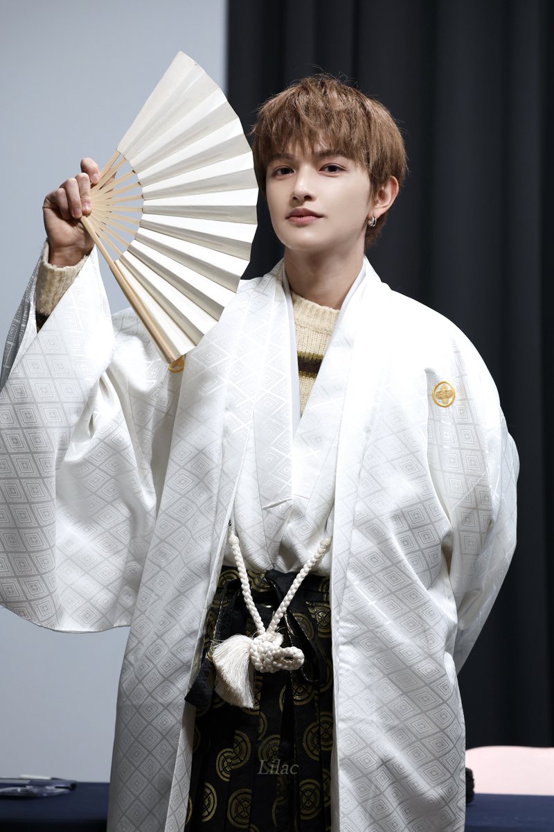 _Lilac_mi's tweet image. 260111

新年 A new year’s look ~ 🤍

#BAE173 #비에이이173 #빛 #BIT #Minjae #민재 #ミンジェ