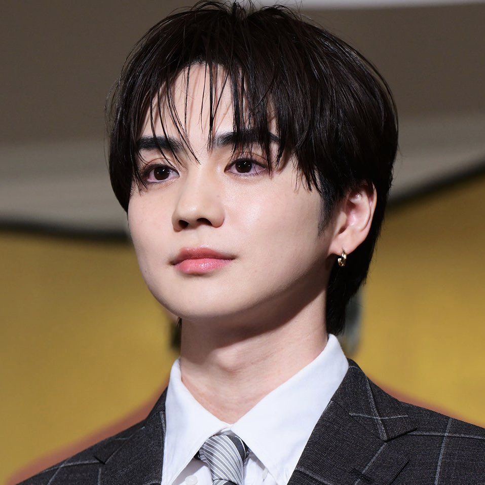 北ちゃんこの美しいビジュアルで今年29歳とか
フェイクすぎる......