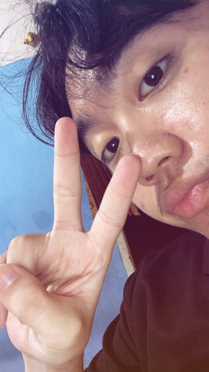besok aku kerja, wish me luck guys💗