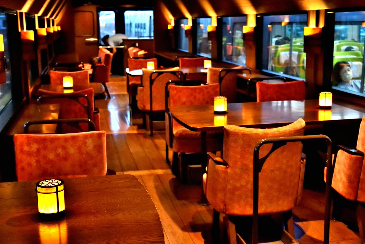 SunlinerNext's tweet photo. "しあわせのそら"の行く旅路を終えて、終着駅の多度津駅へ。

#四国まんなか千年ものがたり
#観光列車
#ファインダー越しの私の世界
#写真が好きな人と繋がりたい
#写真の奏でる私の世界 https://t.co/uu9RMvrMMI