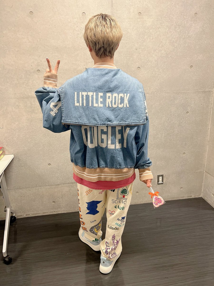 #ソニライ4th お疲れ様でした✨
盛りだくさん過ぎるイベントでした！そして、新たなシーズンの応援もこれからよろしくお願いします😊ご来場いただき、配信でご覧いただきありがとうございました🍭
衣装可愛すぎるぅぅぅ🎶 #カラソニ