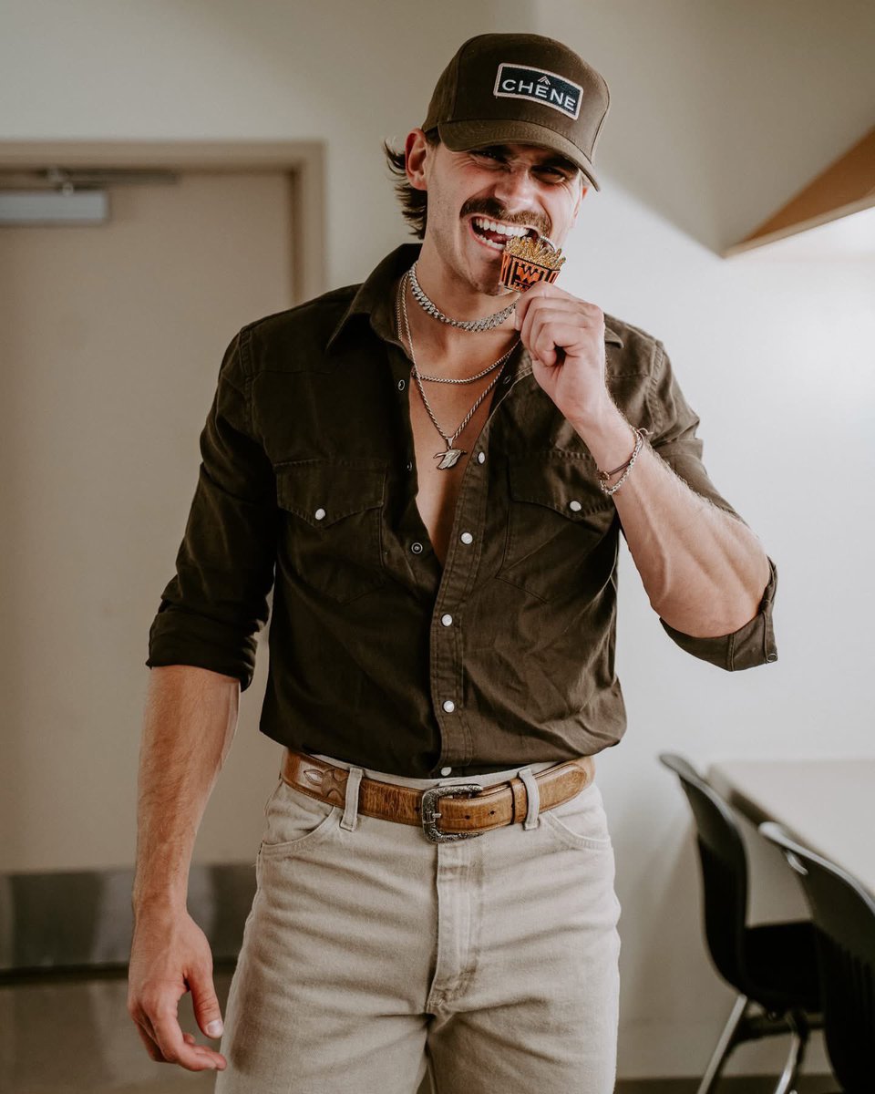 WeterTuck's tweet image. Live the life you love ❤️