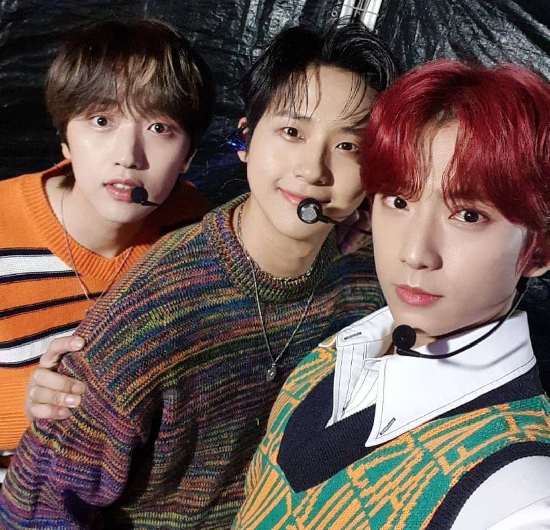 BabaOnlyFor's tweet image. 내 비원에이포💚💚
15주년 기념 앨범이나 이벤트만 기다린다
🐻🐥🐶💚💚💚💚