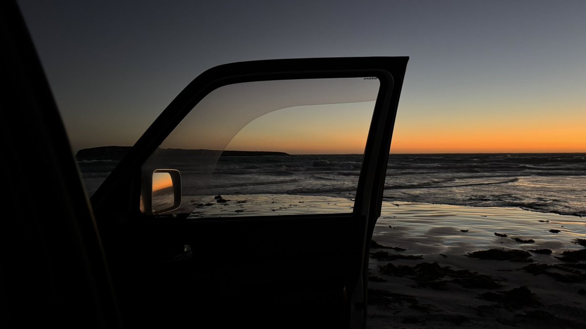 couldntknow's tweet image. 