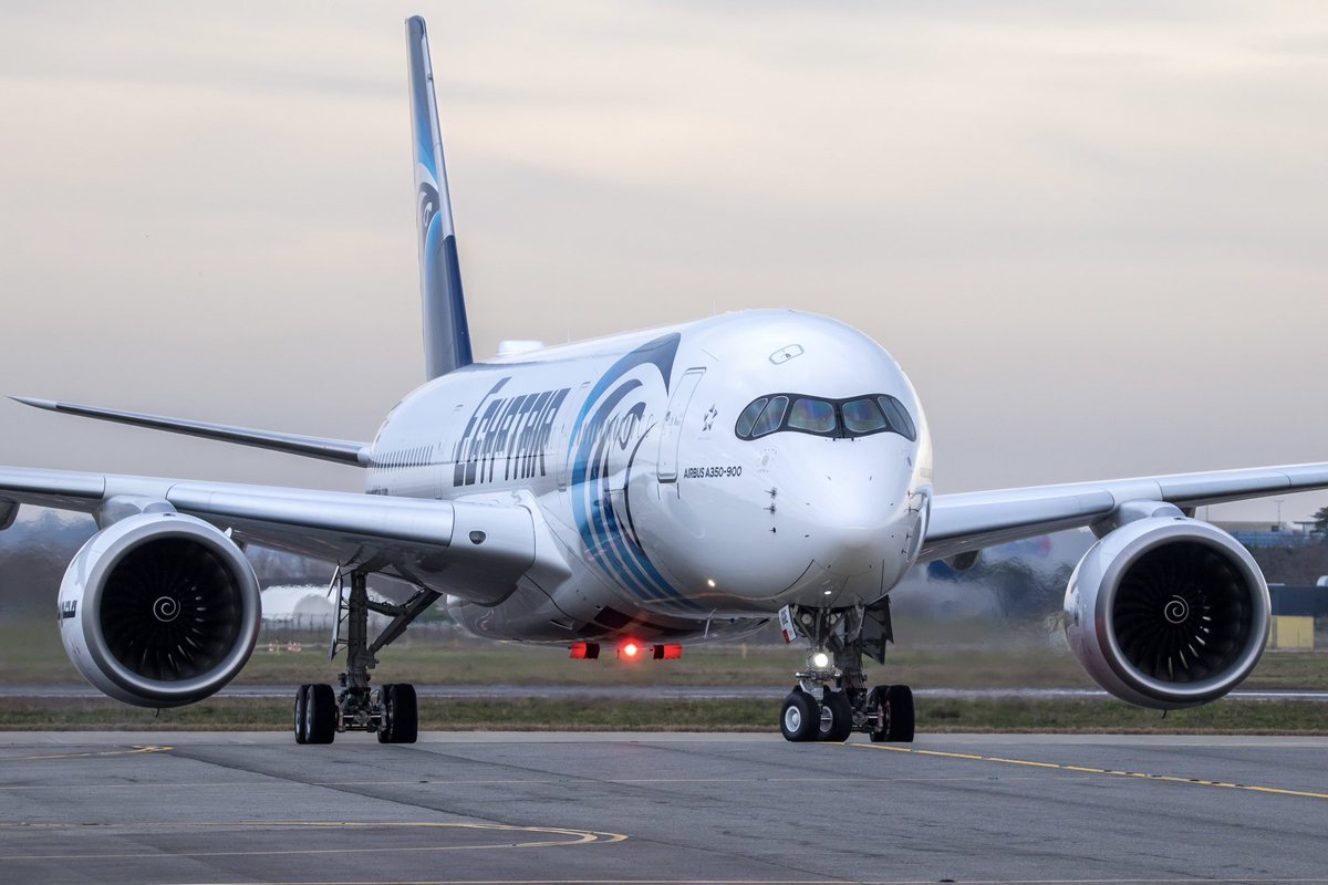 wingsview_tls's tweet photo. Brand new @EGYPTAIR 🇪🇬 Airbus A350-900 performing its 1st engine run, taxi check &amp; RTO. 

#Egyptair #Avgeek #AirbusA350 #Newplane #Toulouse https://t.co/lkGfvuXL8C