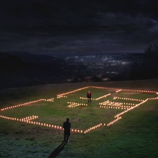 GETTING READY                    TO MAKE HISTORY